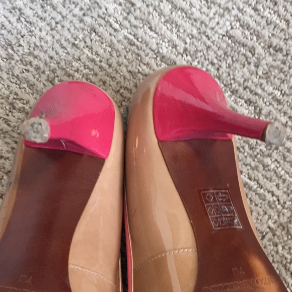 Enzo Angiolini Pointy Toe Pumps - Picture 7 of 7